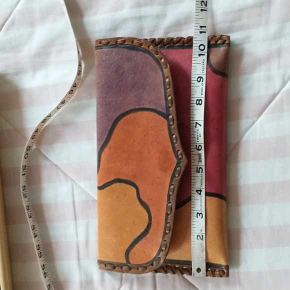 Clutch - Picture 5 of 6